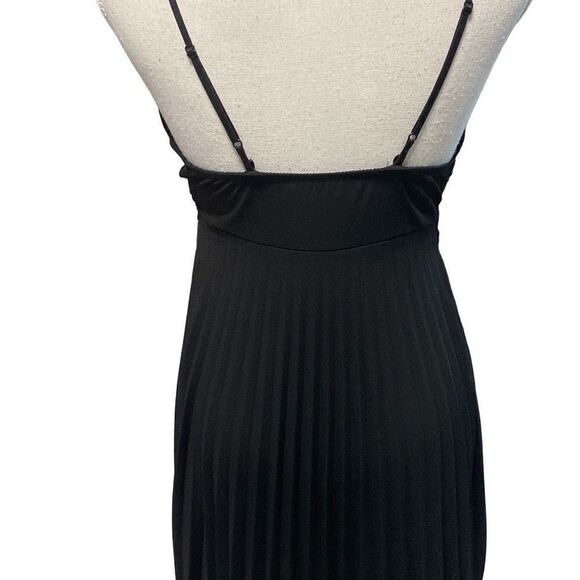 Madame D Black Chemise Lingerie Pleated Skirt Midi Adjustable Straps Size Small? - Picture 2 of 8